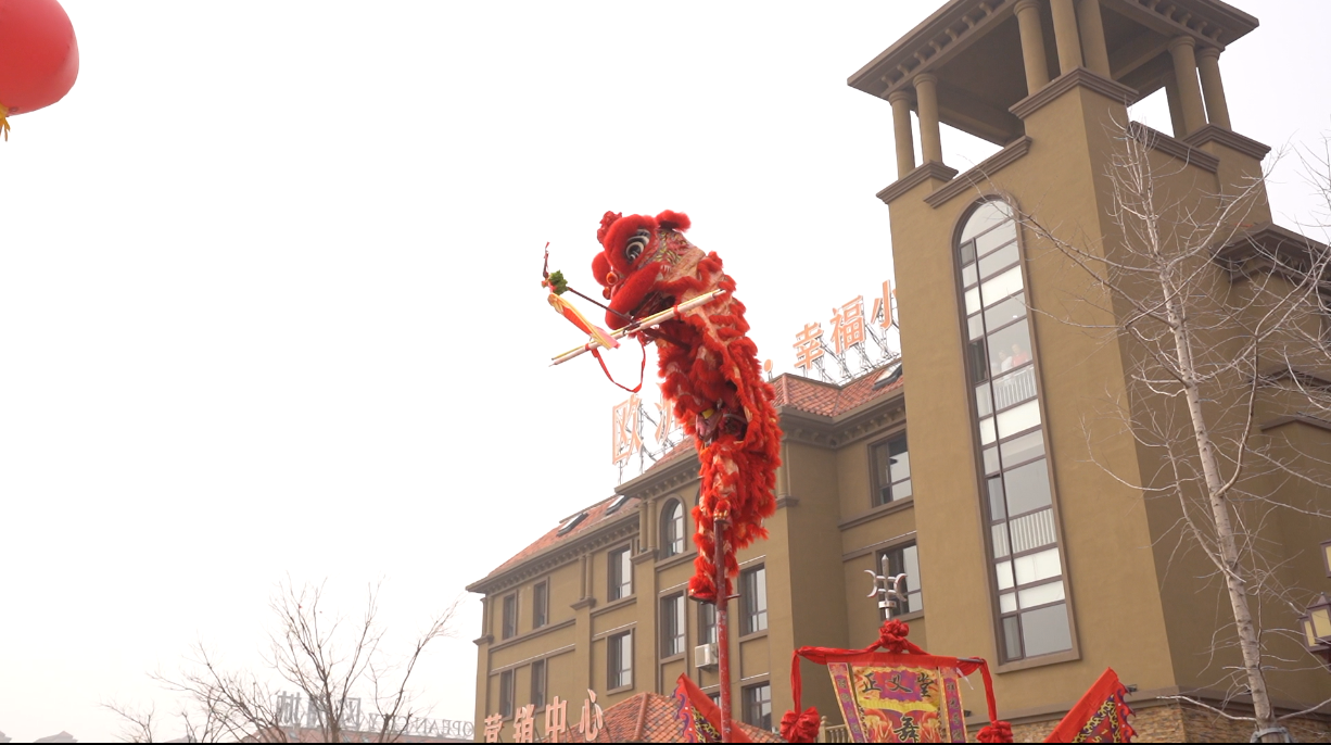 龍?zhí)ь^賞舞獅，二月二齊聚歐洲城·幸福小鎮(zhèn)(圖3)