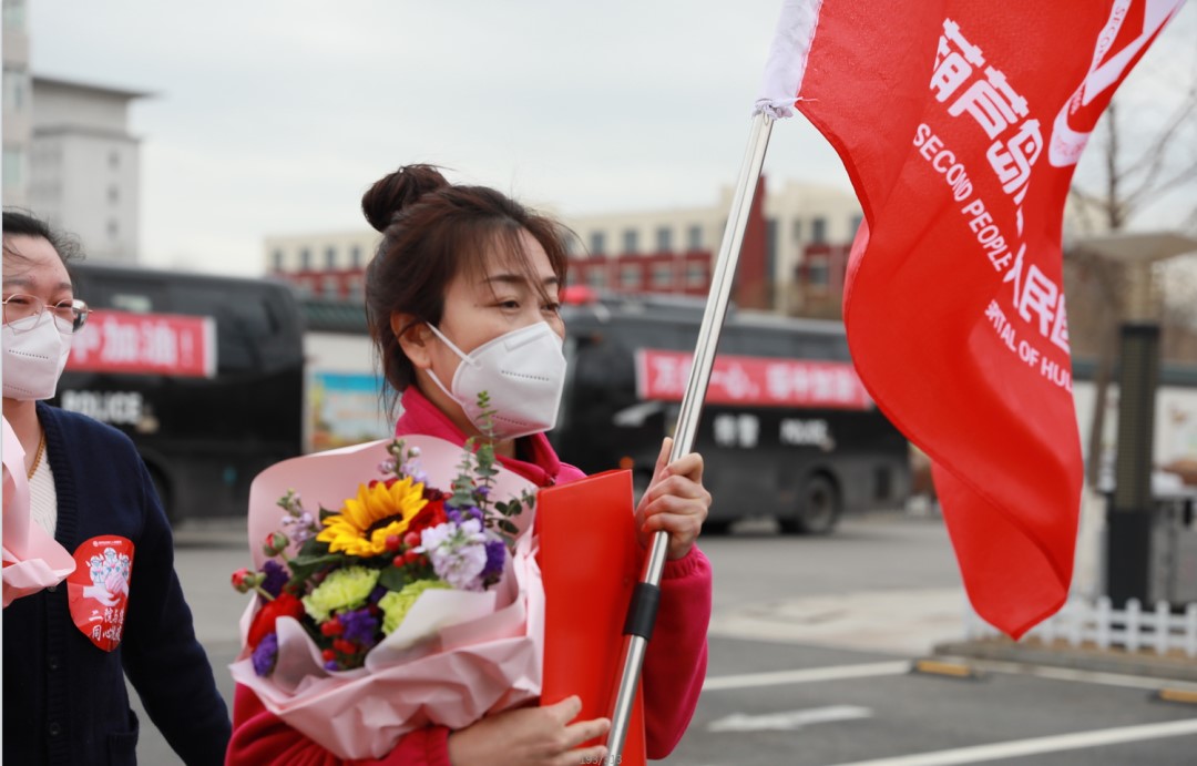 春暖花開，英雄歸來！葫蘆島市第二人民醫(yī)院支援綏中醫(yī)療隊凱旋而歸~(圖5)