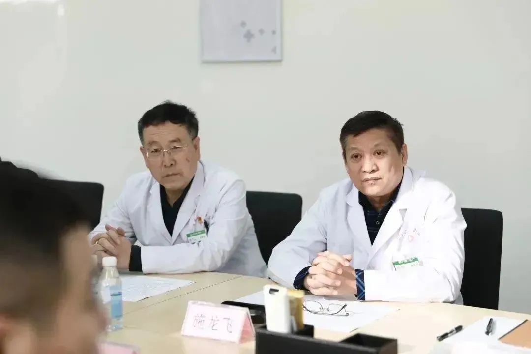 龍港區(qū)人大、區(qū)政府領(lǐng)導(dǎo)一行視察調(diào)研龍港國際醫(yī)療健康產(chǎn)業(yè)園(圖15)