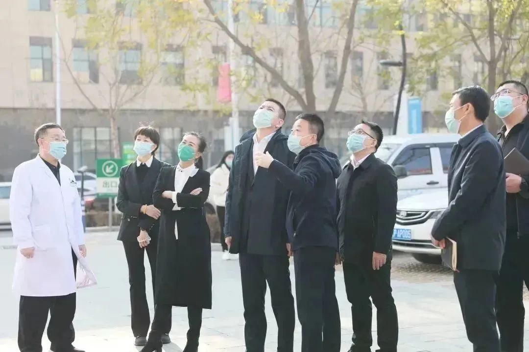 龍港區(qū)人大、區(qū)政府領(lǐng)導(dǎo)一行視察調(diào)研龍港國際醫(yī)療健康產(chǎn)業(yè)園(圖16)