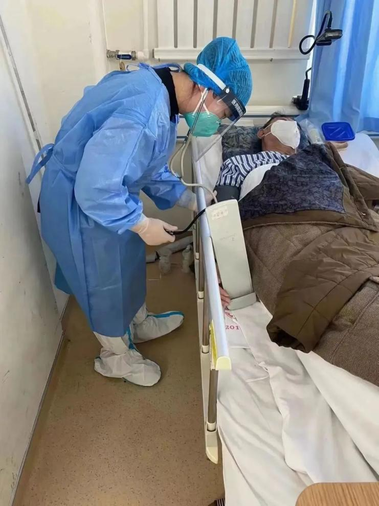 人民醫(yī)院為人民，市二院舉全院之力保障醫(yī)療救治，牢守生命防線！(圖4)